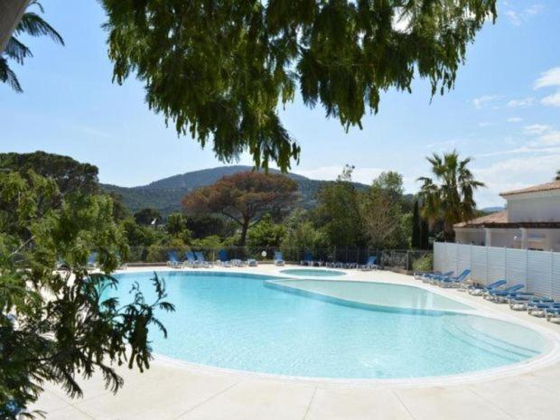Mistretta 33 Bouddha Zen 34 Arts 44 Ny * Sainte-Maxime