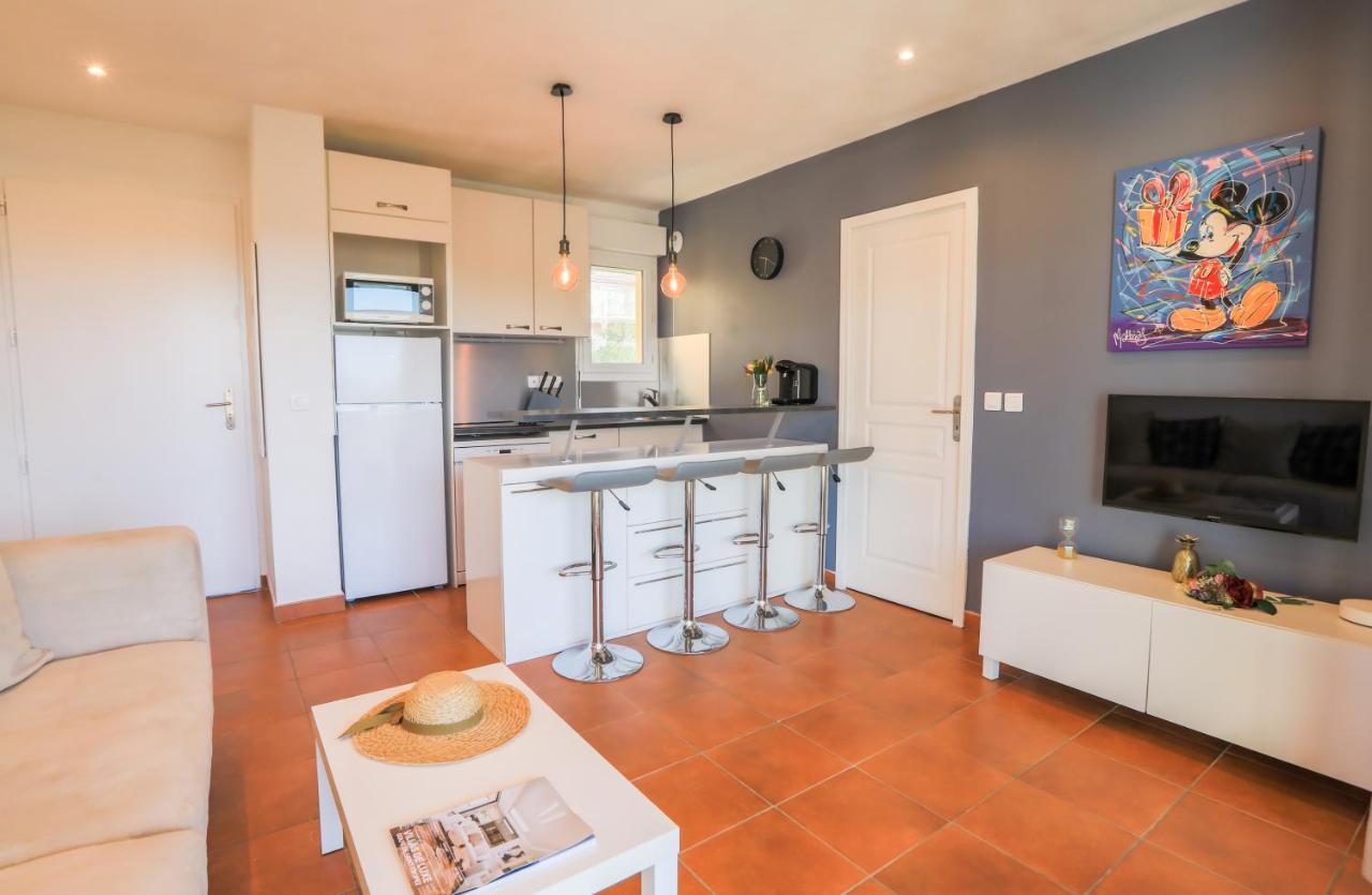 Mistretta 33 Bouddha Zen 34 Arts 44 Ny Sainte-Maxime